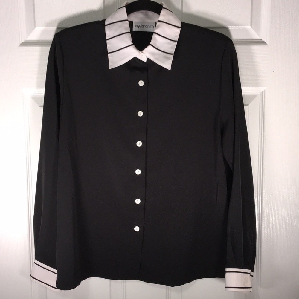 Appàrenza Button Up Blouse